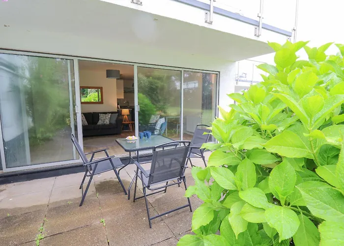 14 Coedrath Park